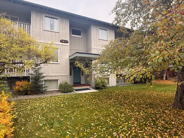7911 Jewel Lake Rd APT 4, Anchorage, AK 99502