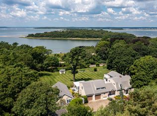 580 Shore Rd, Pocasset, MA 02559