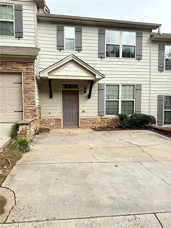 3 bed, 2.5 bath, 1632 sqft, $1,795 — Photo 1