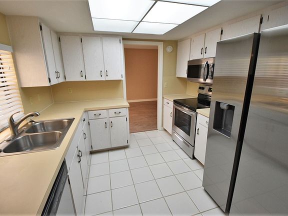 4th image of 2968 60th Ave S