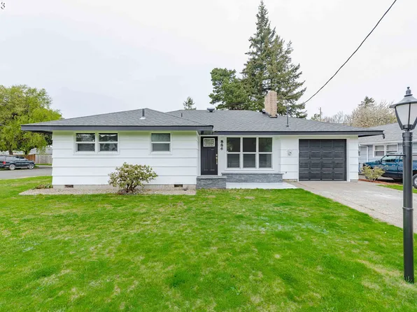 886 Newmark St, North Bend, OR 97459