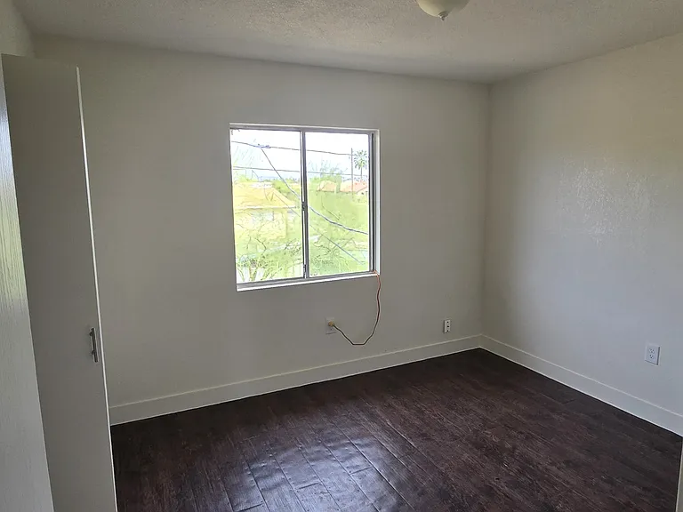 111 S Outpost Rd #4 — Photo 10