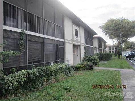 2nd image of 801 NE 199th St APT 206-10