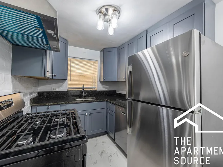 2754 W North Shore Ave #GN — Photo 1