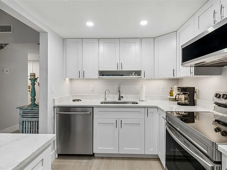 505 Plaza Seville Ct #12 — Photo 8