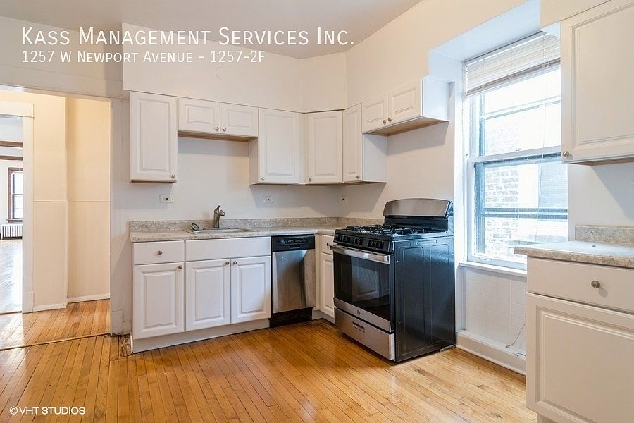 1st image of 1257 W Newport Ave #2F