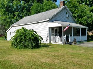 27 Ferry St, Hudson Falls, NY 12839