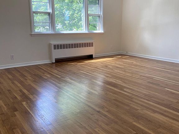 2nd image of 85 Hunter Ave Floor 2