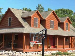 1045 Lake Rd, Drakesville, IA 52552