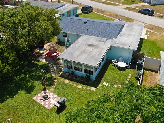 4th image of 51 Seabreeze Dr