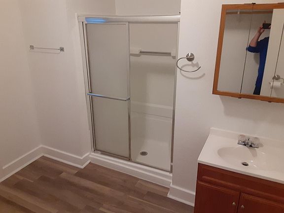 4th image of 1726 Woodland Ave #2