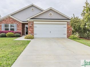109 Lakepointe Dr, Savannah, GA 31407