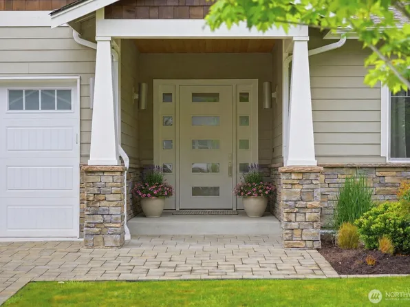 6105 132nd Street Ct NW, Gig Harbor, WA 98335