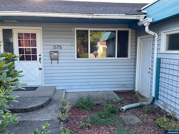 2nd image of 575 23rd St NE