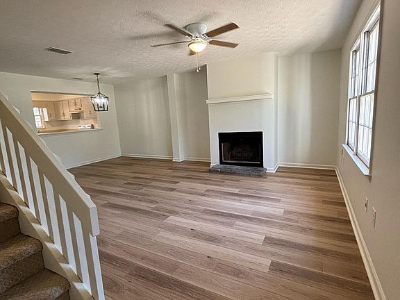 3rd image of 244 Highland Park Dr
