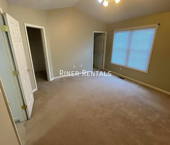 1411 Natural Spring Ln — Photo 23