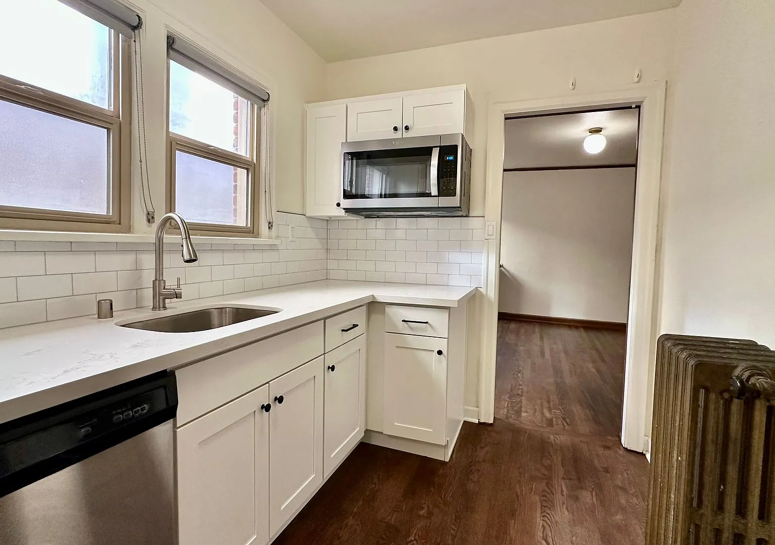 Devoe Apartments — Photo 2