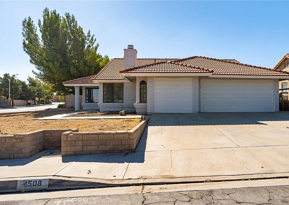 1st image of 4508-4508 Paseo Hermoso