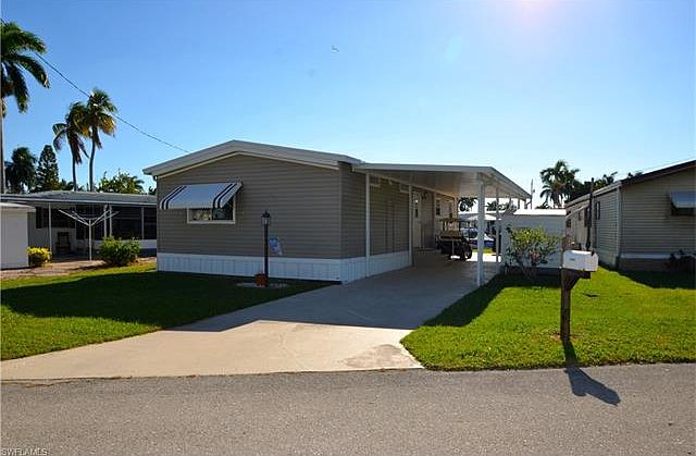 1st image of 3835 Phoenix Dr