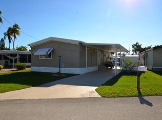 3835 Phoenix Dr, Saint James City, FL 33956