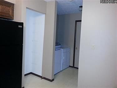 2nd image of 1354 Castillion Dr NE