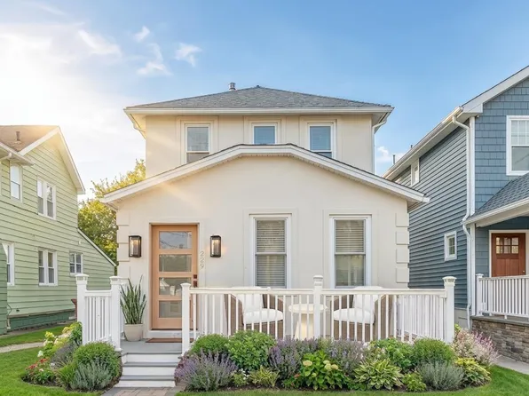 229 N Fredricksburg Ave, Ventnor City, NJ 08406