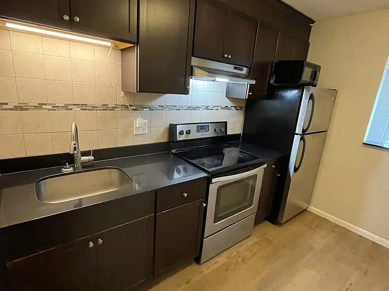 252 Spring St #20 — Photo 3