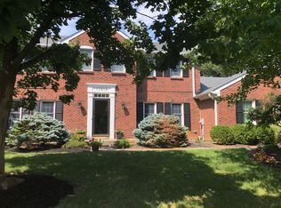 11818 Nathanshill Ln, Cincinnati, OH 45249