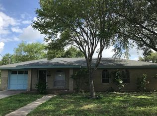 209 Dewey Ave, Alice, TX 78332