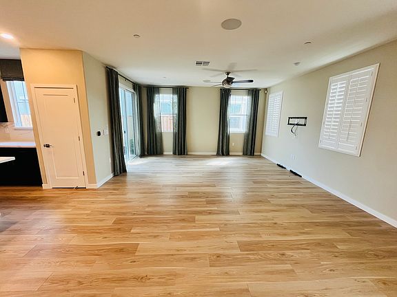 3rd image of 10127 Ludmila Way