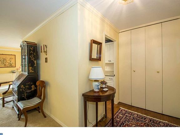 5th image of 2401 Pennsylvania Ave APT 702