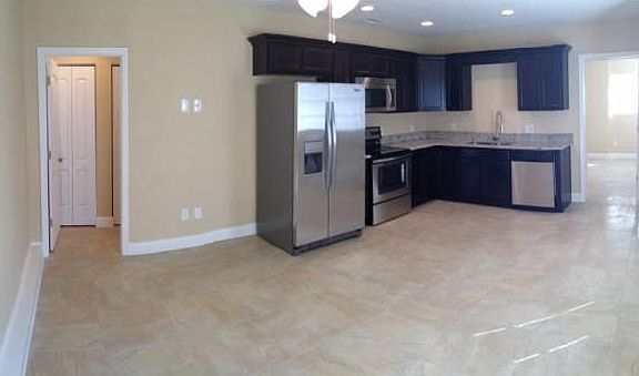 4th image of 905 Morris Ave