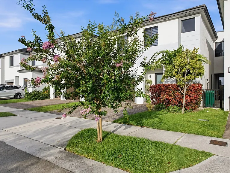 13630 SW 158th Ave #0 — Photo 34