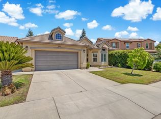8582 N Garden Ave, Fresno, CA 93720