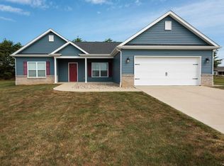 120 Fairway Dr E, Attica, IN 47918