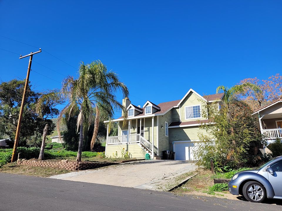 1st image of 625 Acacia St