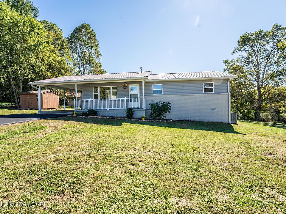 1st image of 211 Grandview Dr