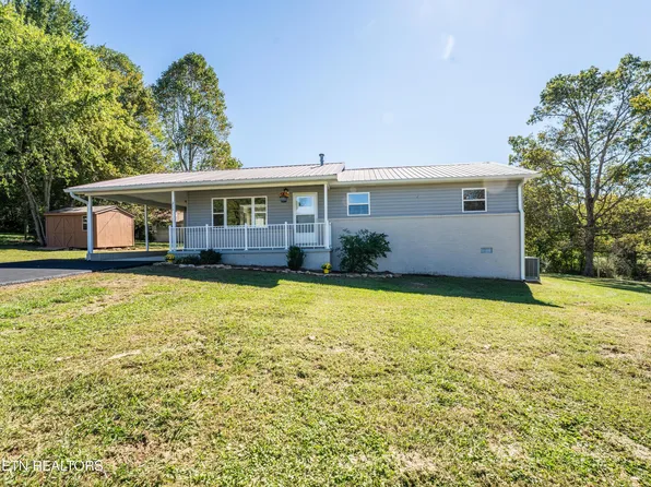 211 Grandview Dr, Crossville, TN 38555
