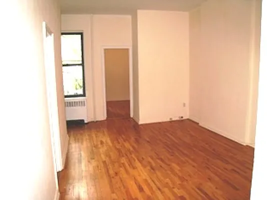 Rented by City Connections Realty | media 28