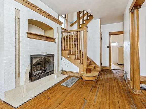 3rd image of 6235 N Glenwood Ave