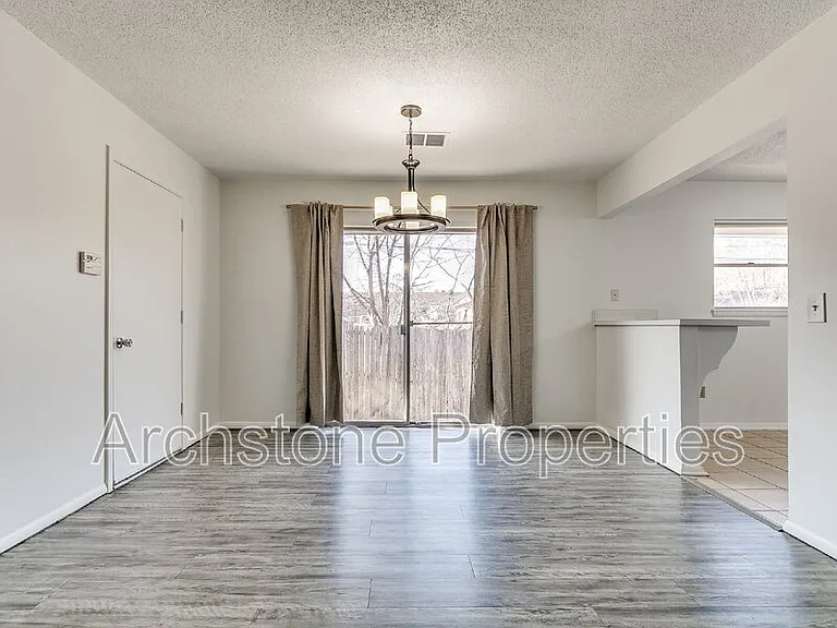 4508 NW 26th St — Photo 13