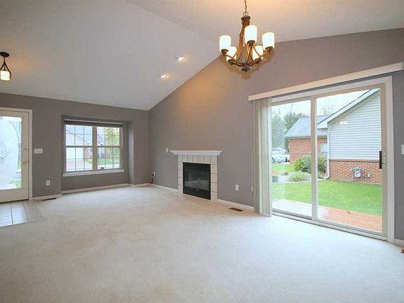 4th image of 6043 Colony Park Dr