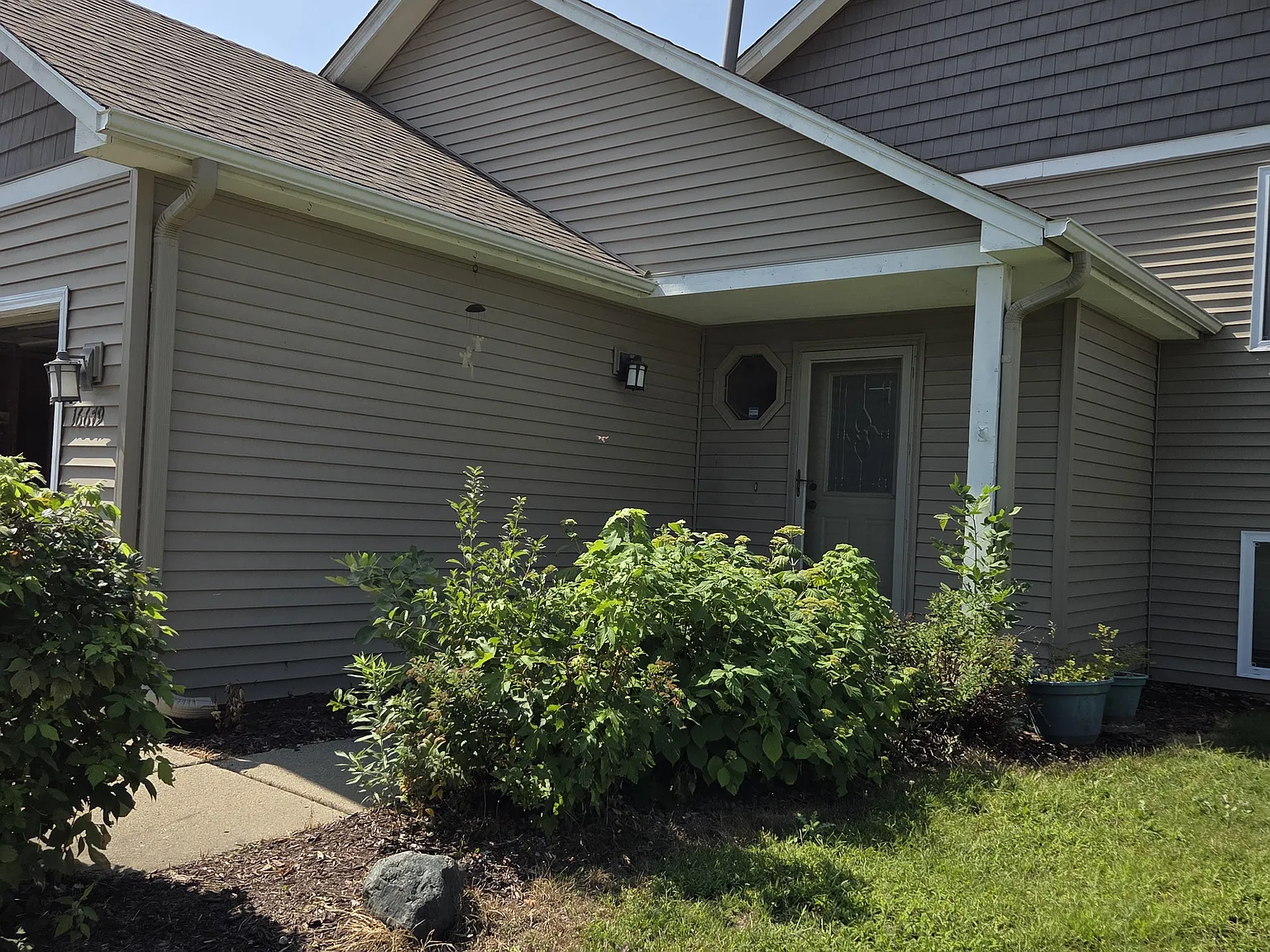 4 bed, 1794 sqft, $2,625 — Photo 3