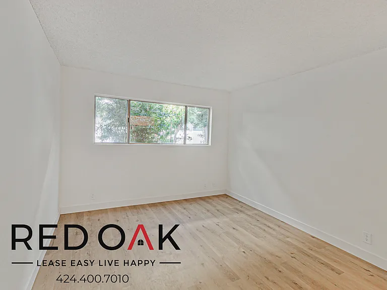 10535 Lindley Ave, — Photo 10