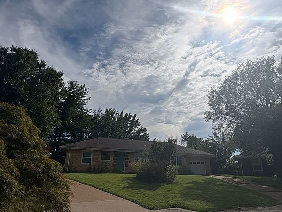 3rd image of 9957 Box Elder Ct