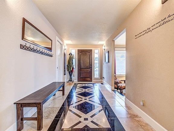2nd image of 1017 E Eastlake Dr