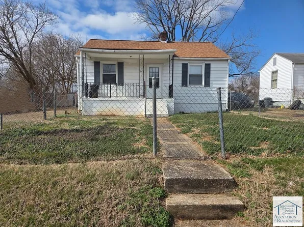 141 Calico Ave, Ridgeway, VA 24148