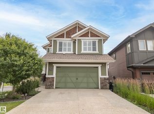 5966 Edmonds Cres NW, Edmonton, AB T6M 0N9