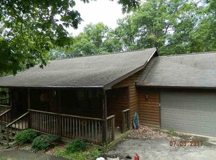 17 Old Trail Rd, Huntington, WV 25704