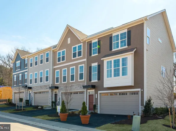 102 Arrowhead Dr, Millersville, MD 21108